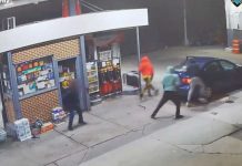 Nueva York: Empleado recibe brutal paliza luego que le robaran Nueva York: Empleado recibe brutal paliza luego que le robaran