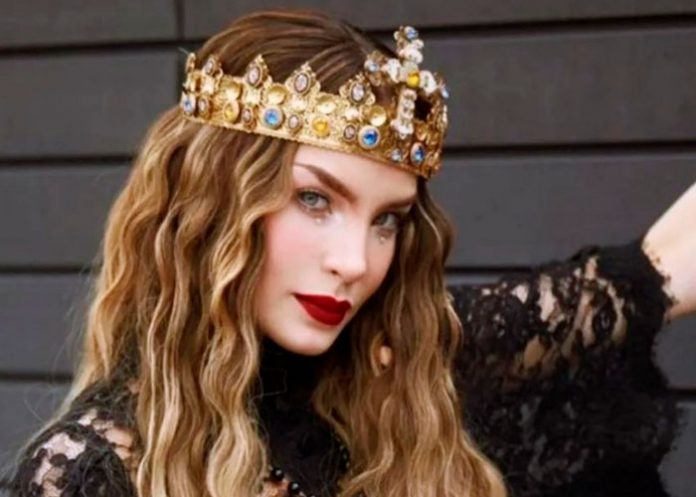 ¿Belinda es la reina de los amarres? Crean la oración a 