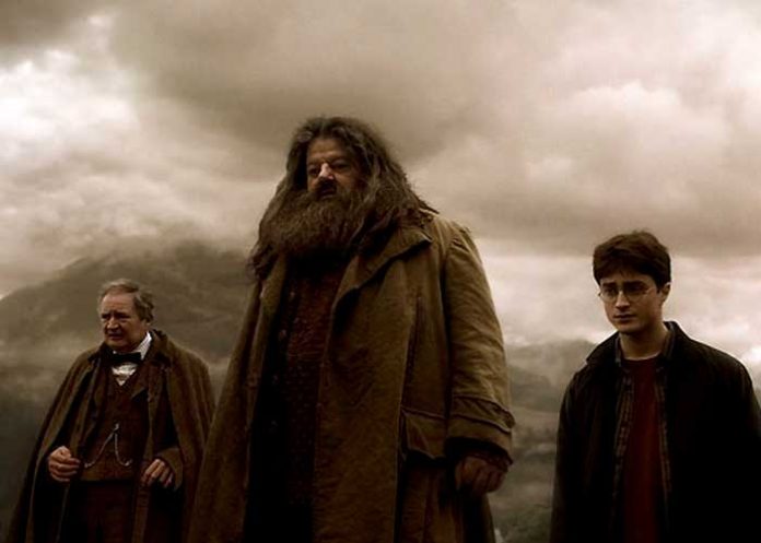 Se revelan las causas de muerte de Robbie Coltrane, actor de 