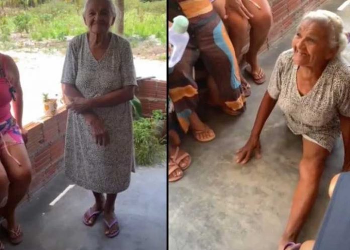¡Increíble! Abuela sorprende a usuarios con su flexibilidad