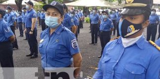 Ascienden en grados a médicos policías del hospital Roberto Huembes