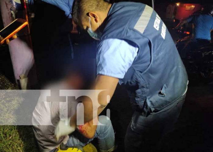 22 Irresponsable atropella a peatón y luego se da a la fuga en Managua