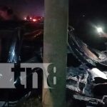 Conductor impacta contra un poste dejando varios lesionados en Carazo