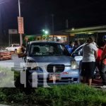 Fuerte accidente en la Carretera Nueva a León deja a dos personas lesionadas Fuerte accidente en la Carretera Nueva a León deja a dos personas lesionadas