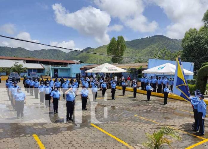 126 oficiales de la Policía Nacional en Jinotega recibieron ascenso en grado