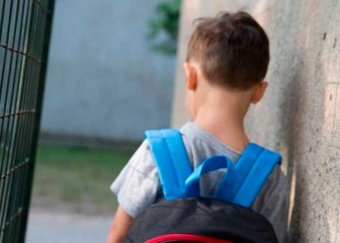 Tres menores abusaron de un compañero con discapacidad en Argentina