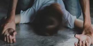 A joven en Argentina le fracturan la pelvis, le cortan la lengua tras violarla
