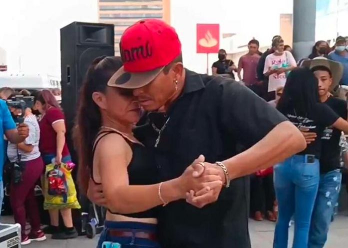 El video no para de correr en las redes con Don Elmer 