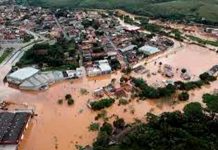 Torrenciales lluvias al sur de Brasil dejan seis muertos y a miles evacuados Torrenciales lluvias al sur de Brasil dejan seis muertos y a miles evacuados