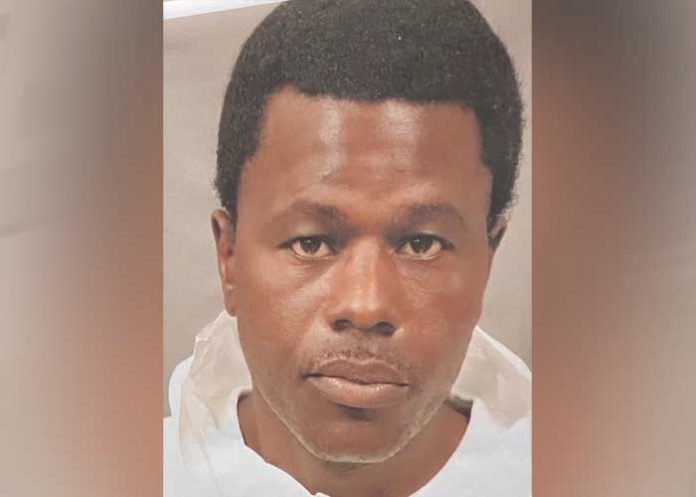 Capturan a presunto asesino en serie cuando cazaba a su víctima en California