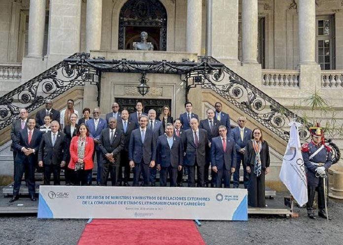 celax La Delegación de Nicaragua estuvo integrada por el Compañero Denis Moncada Colindres, Ministro de Relaciones Exteriores