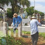 Cementerios de Managua reciben mantenimiento