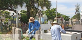 Cementerios de Managua reciben mantenimiento