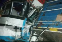 Accidente entre camión y bus en Villa Sandino, Chontales