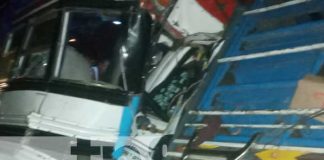 Accidente entre camión y bus en Villa Sandino, Chontales