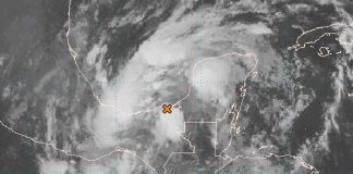 Restos de Julia podrían generar una nueva tormenta tropical en México