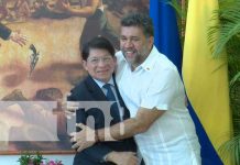 Nuevo embajador de Colombia presenta copias de estilo en Nicaragua