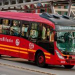 Menor muere apuñalado en un bus de Colombia tras «machucar» a un hombre Menor muere apuñalado en un bus de Colombia tras "machucar" a un hombre