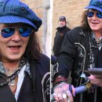 Reaparece Johnny Depp con un sorprendente cambio de look Johnny Depp sorprende con su drástico cambio de look