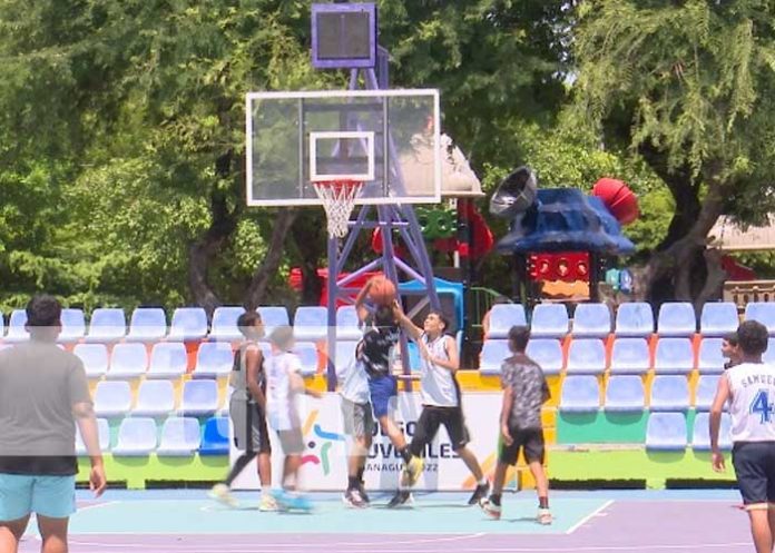 Promoción del deporte con los jóvenes de Managua