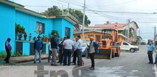 Accidente con camión en Diriamba por hoyo sobre la pista