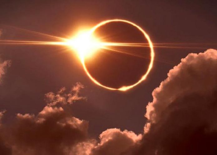 eclipse1 El fenómeno empezará el martes a las 08H58 GMT en Islandia y terminará en India a las 13H02 GMT