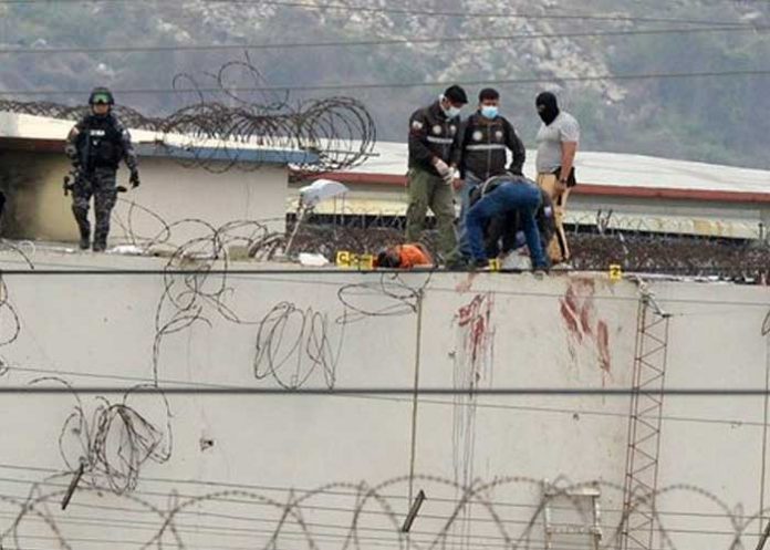 Nuevo motín en una cárcel de Guayaquil dejó a cinco reos descuartizados
