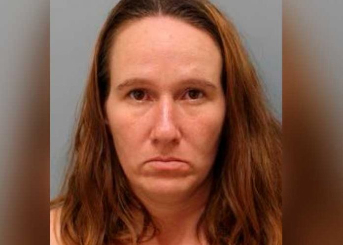 eeuu4 Madre le corta el cuello a su hija en Houston alegando que era