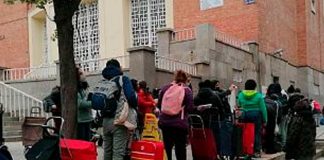Creen las "colas de hambre" en España por el alto costo en los alimentos