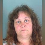 ¡Psicópatas! Obligan a niña a comer heces de gato en Estados Unidos ¡Psicópatas! Obligan a niña a comer heces de gato en Estados Unidos