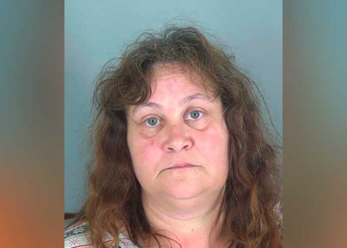 estados4 ¡Psicópatas! Obligan a niña a comer heces de gato en Estados Unidos