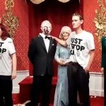 Embarran de torta la figura de cera del rey Carlos III de Inglaterra