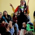 Inocentemente niño expone a su papá diciendo «es infiel» en plena fiesta Niño viral en TikTok por exponer la infidelidad de su papá