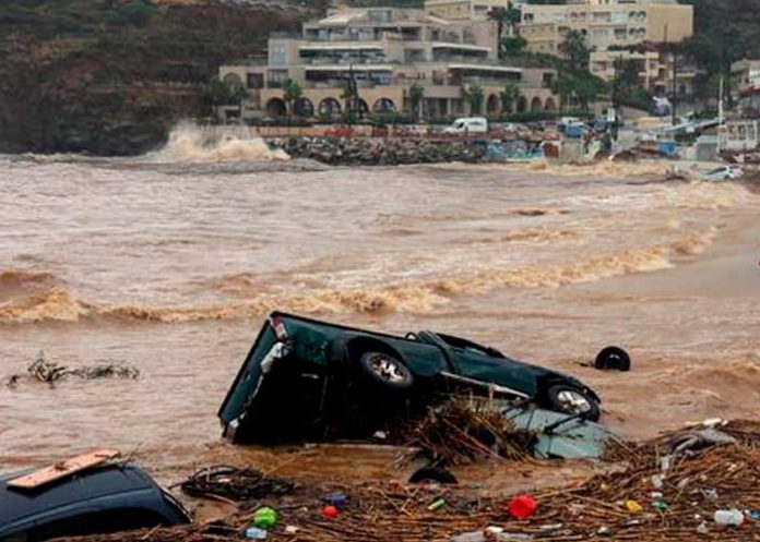 Torrenciales lluvias dejan al menos un muerto y un desaparecido en Grecia