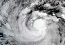 Julia se fortalece y se convierte en huracán categoría 1 Julia se fortalece y se convierte en huracán categoría 1