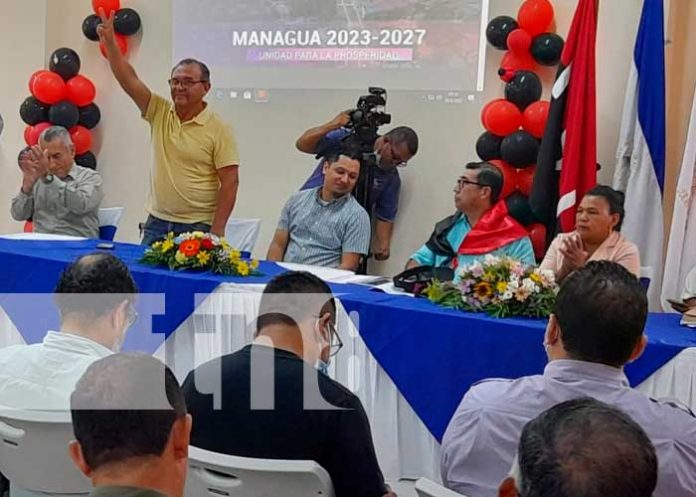 Líderes de Fe respaldan y bendicen compromisos de trabajo 2023-2027