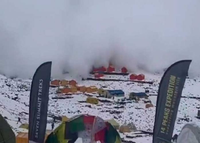 Avalancha en el Himalaya deja 4 muertos y más de 20 desaparecidos