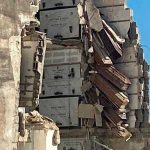 Insólito derrumbe en un cementerio de Italia deja al aire libre varios ataúdes Insólito derrumbe en un cementerio de Italia deja al aire libre varios ataúdes