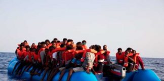 Nuevo gobierno de Italia prohíbe ingreso de barcos rescatistas de migrantes