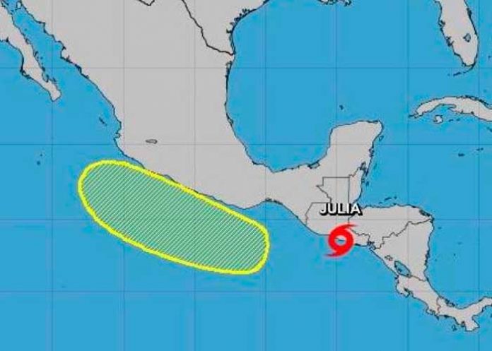 Cuatro fallecidos tras el arrasador paso de Julia por El Salvador y Honduras