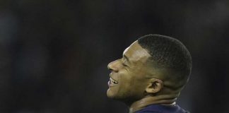 kylian mbappe se quedaría en el PSG