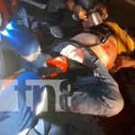 En un charco de sangre tras chocar con poste en Carretera Nueva a León Aparatoso accidente de tránsito en la Carretera Nueva a León