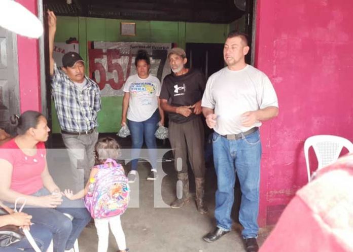 Entrega de Planes Techo para familias en Matiguás