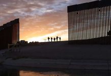 Muere migrante tras recibir un tiro en la estación fronteriza en Texas Muere migrante mexicano tras recibir un tiro en la estación fronteriza en Texas