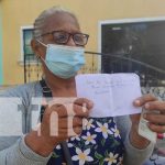 Paciente que recibe hemodiálisis recibe ayuda de un televidente de Crónica TN8 Solidaridad de un televidente de TN8 para una señora que tiene a su esposo con problemas de salud