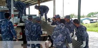 Entrega de Planes Techo para familias afectadas por Julia en Bluefields