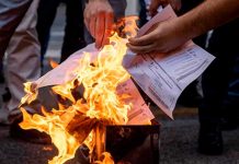 Múltiples manifestaciones en Roma por los altos precios de la energía Múltiples manifestaciones en Roma por los altos precios de la energía