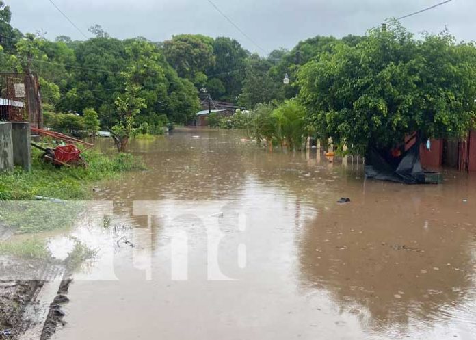 rrrr Así se vive la tormenta tropical