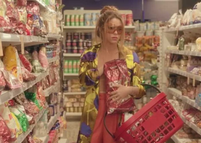 “Directo para Pique” Shakira lanza su nuevo sencillo “Monotonía”