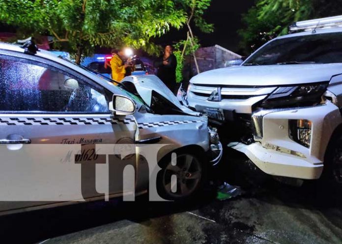 taxi-3 Taxista es brutalmente impactado por conductor que manejaba contra la vía